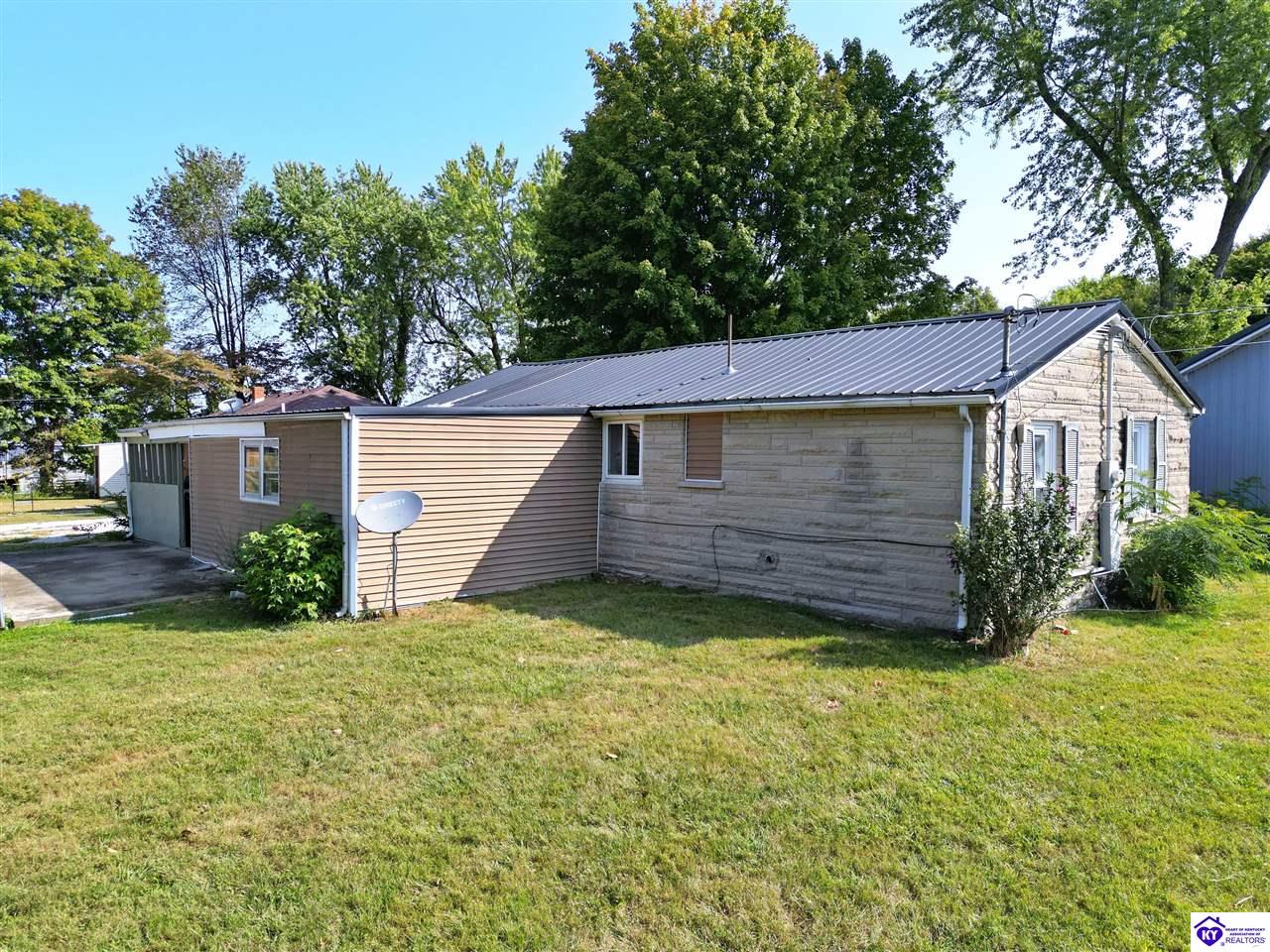 Listing Picture 2691/2695 Lincoln Farm Road Hodgenville, KY 42748 MLS HK24003894