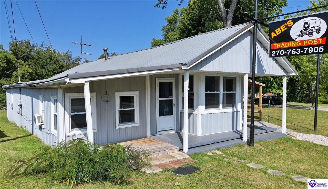 Listing Picture 2691/2695 Lincoln Farm Road Hodgenville, KY 42748 MLS HK24003894