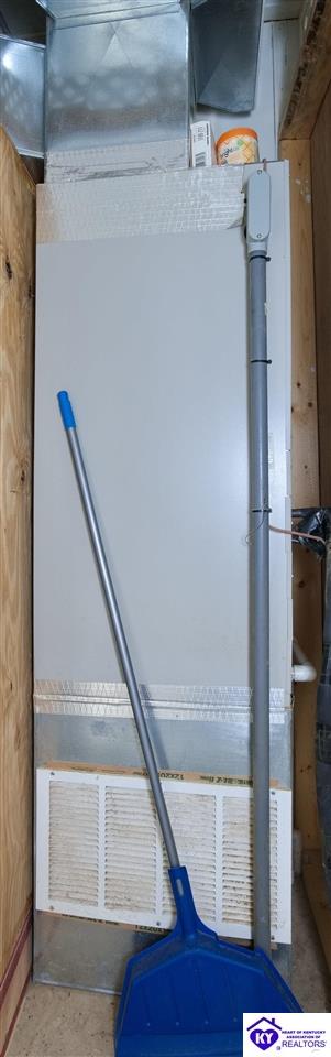 Listing Picture 2691/2695 Lincoln Farm Road Hodgenville, KY 42748 MLS HK24003894