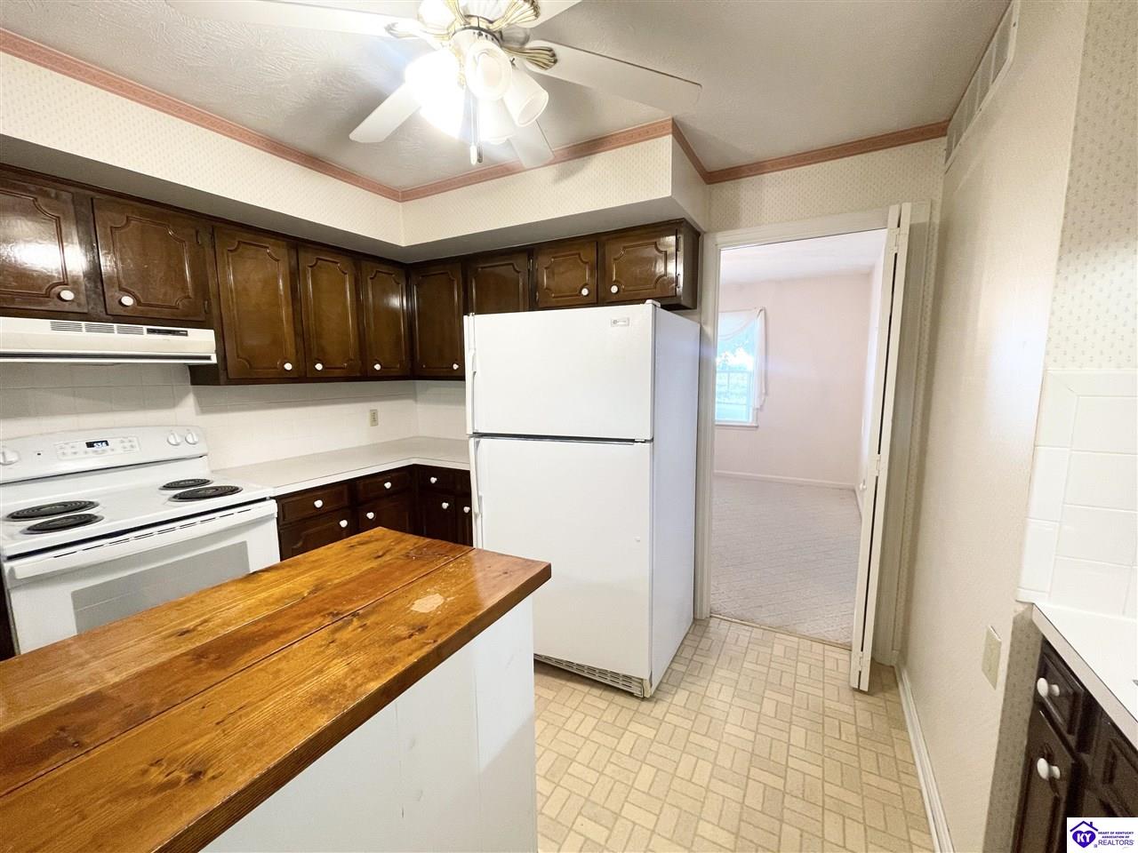 429 Mile Lane Campbellsville, KY 42718 #2
