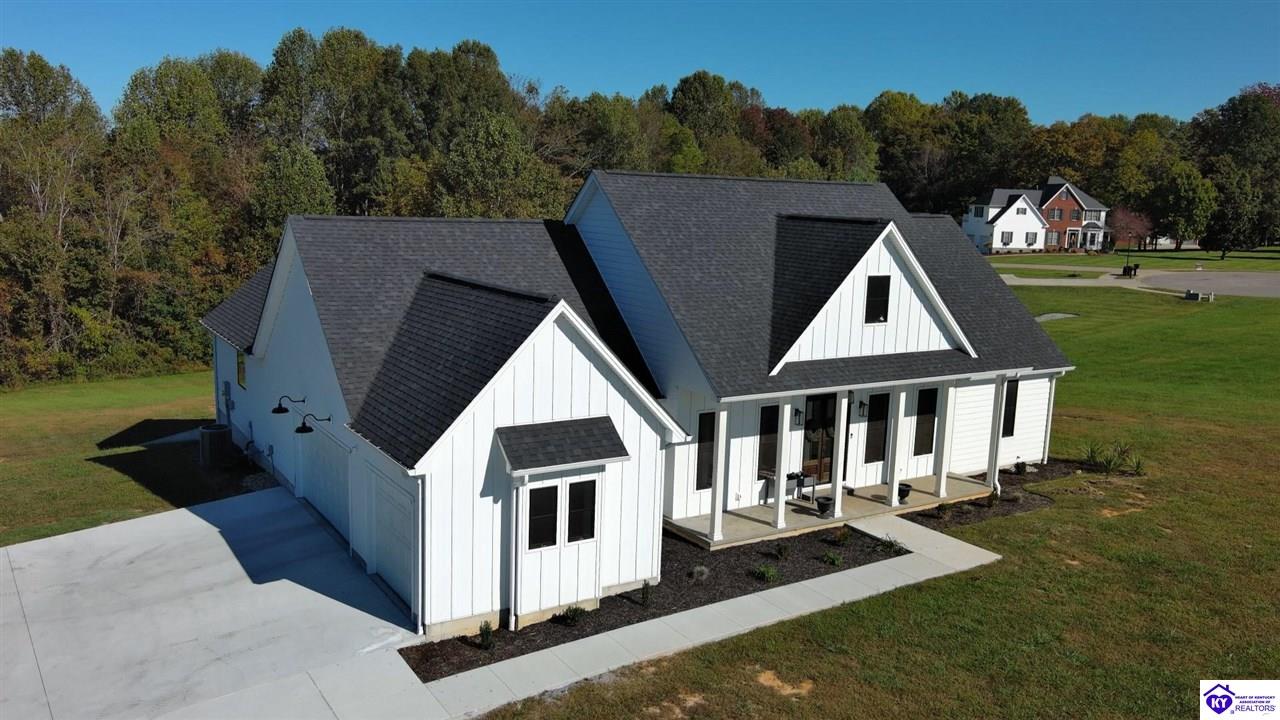 Listing Picture 208 Blossom Lane Campbellsville, KY 42718 MLS HK24003926