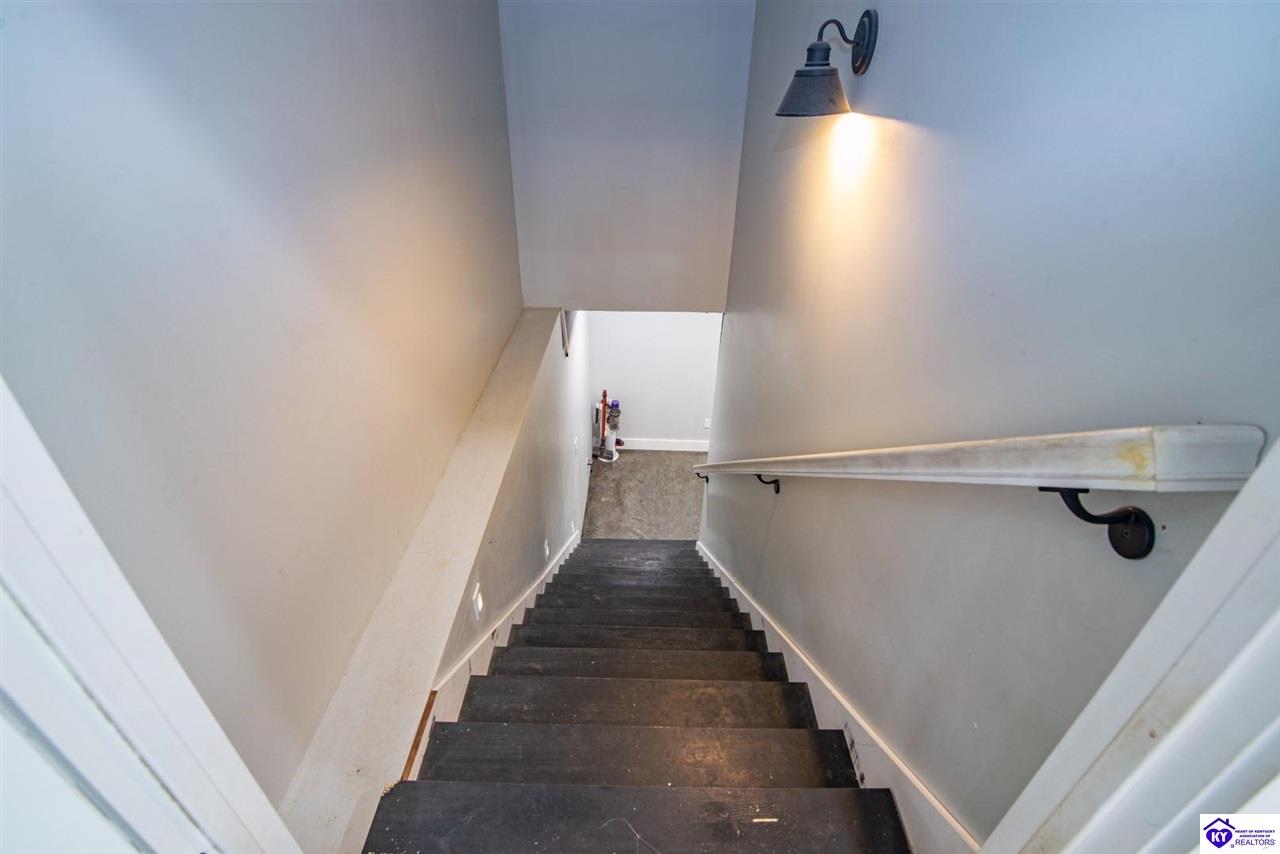 Listing Picture 208 Blossom Lane Campbellsville, KY 42718 MLS HK24003926