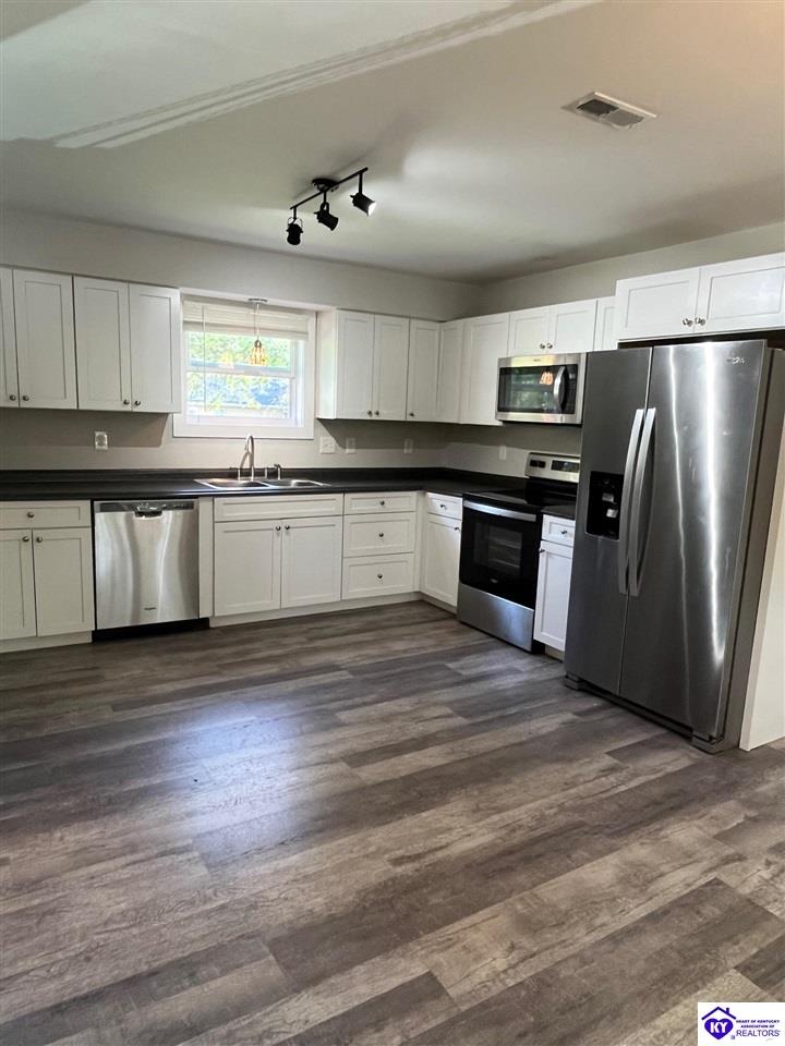 Listing Picture 2624 Hill Street Vine Grove, KY 40175 MLS HK24003967