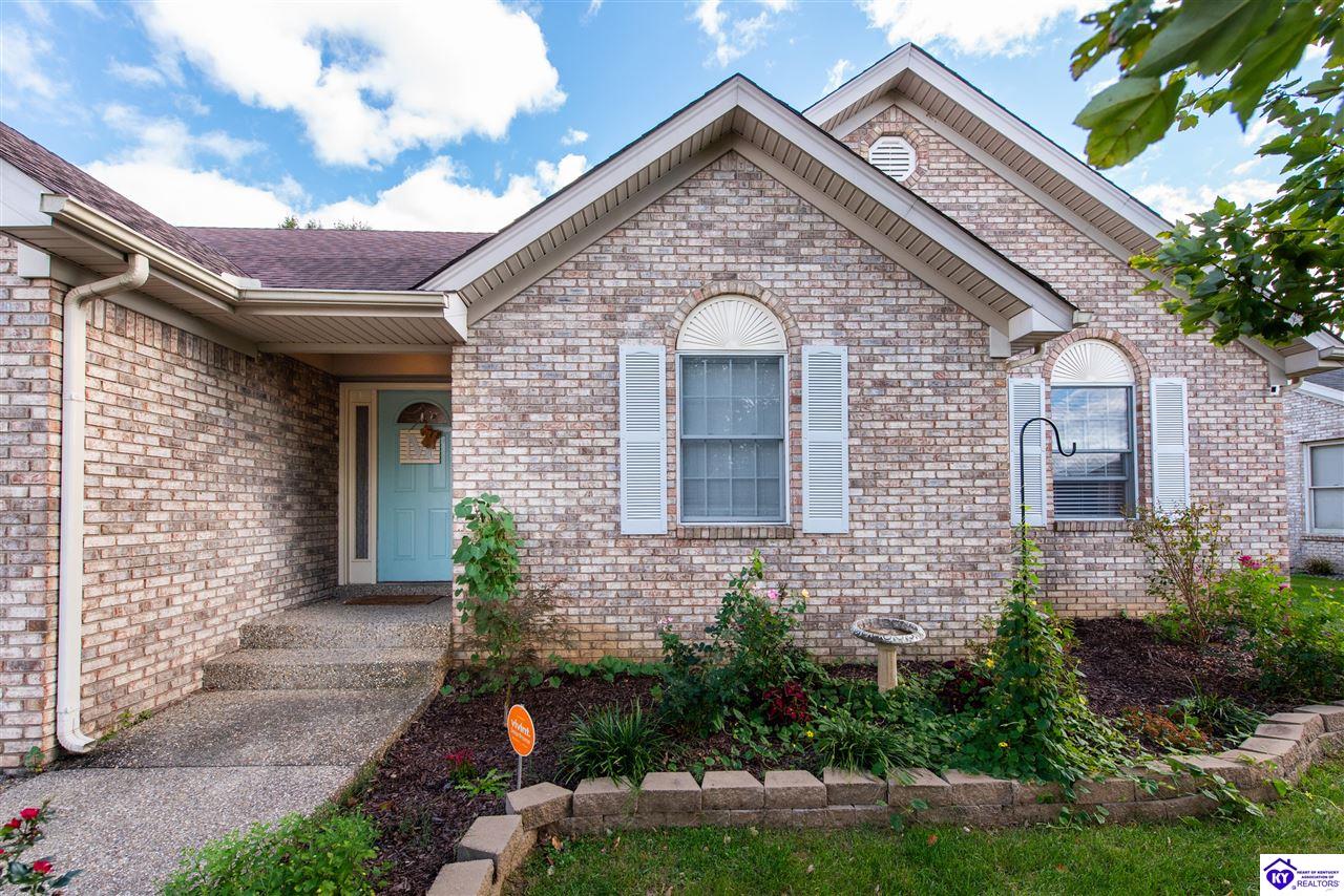 Listing Picture 10007 Evening Star Drive Louisville, KY 40272 MLS HK24003974