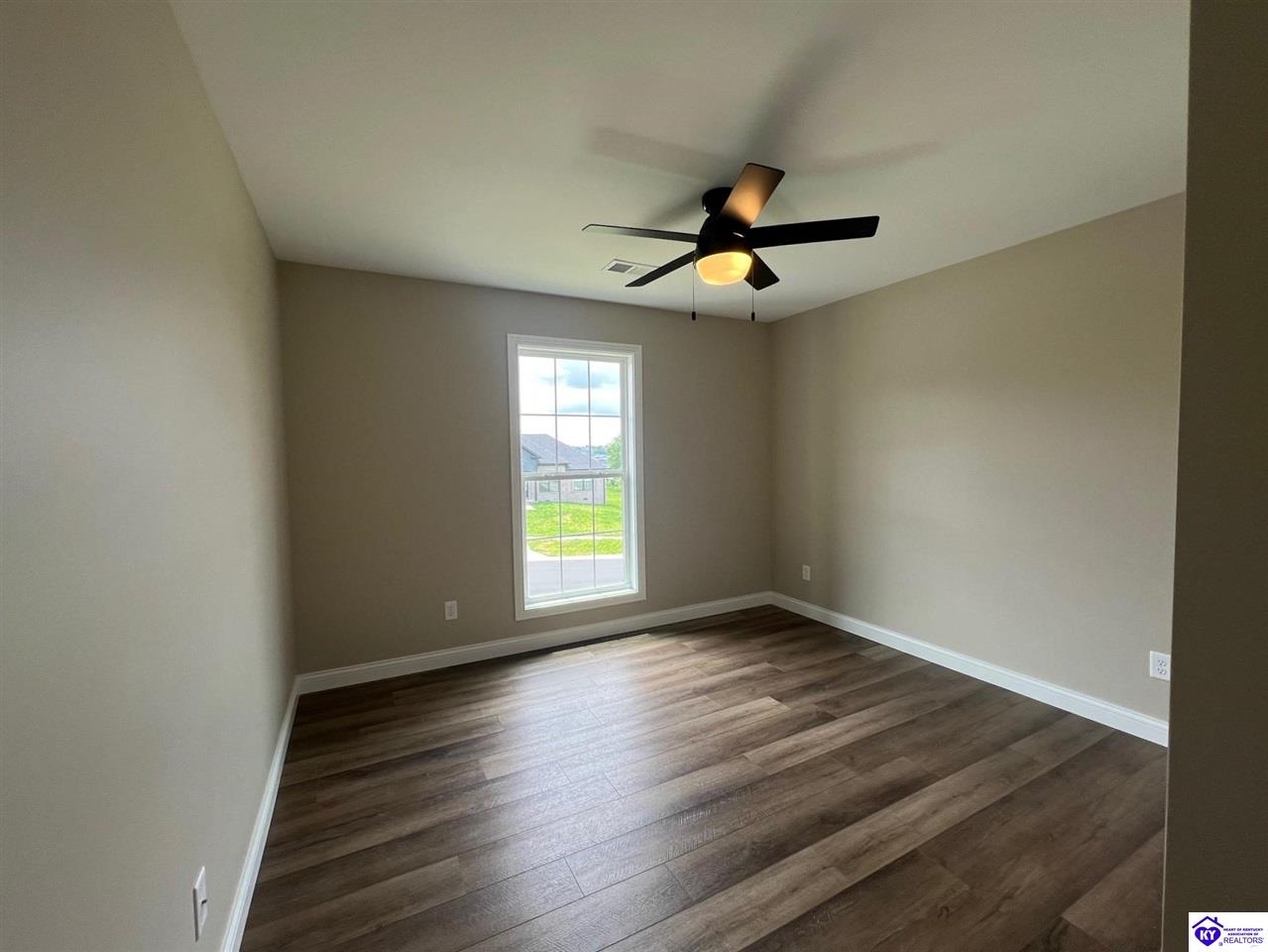 Listing Picture 137 New Orleans Ct Taylorsville, KY 40071 MLS HK24003976