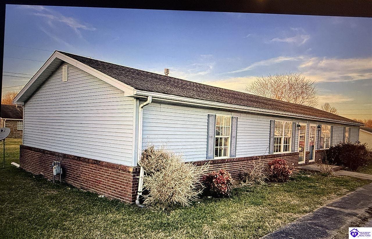 Listing Picture 116 Jonathan Drive Campbellsville, KY 42718 MLS HK24004010