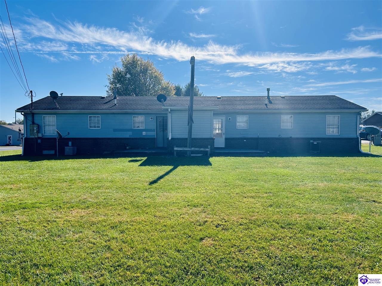 Listing Picture 116 Jonathan Drive Campbellsville, KY 42718 MLS HK24004010