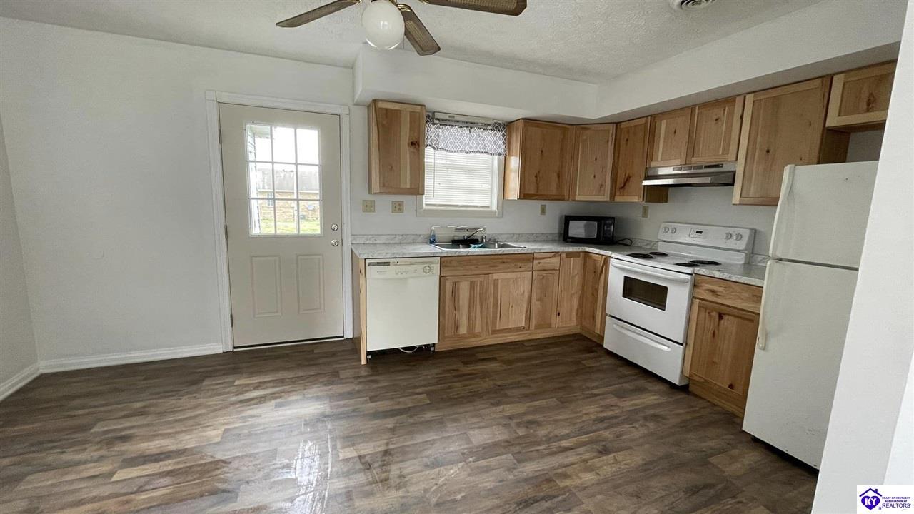 Listing Picture 116 Jonathan Drive Campbellsville, KY 42718 MLS HK24004010