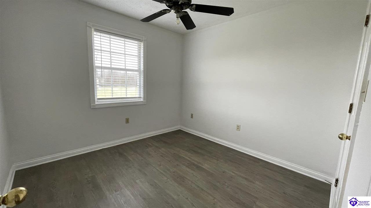 Listing Picture 116 Jonathan Drive Campbellsville, KY 42718 MLS HK24004010