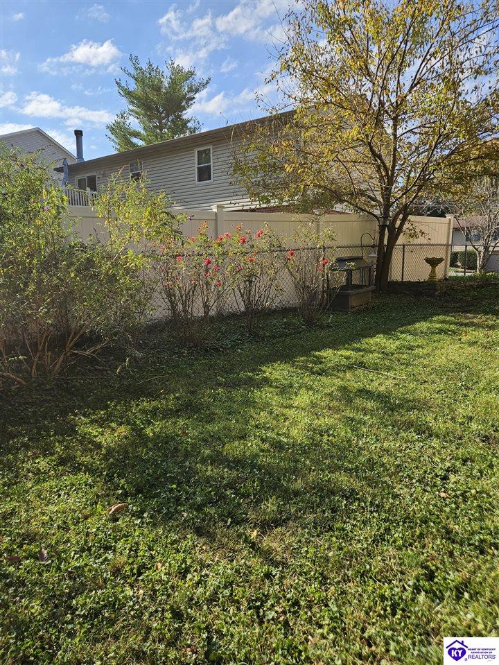 Listing Picture 1022 Scenic Drive Radcliff, KY 40160 MLS HK24004030