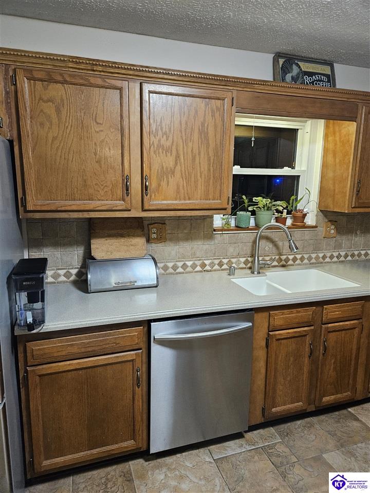 Listing Picture 1022 Scenic Drive Radcliff, KY 40160 MLS HK24004030