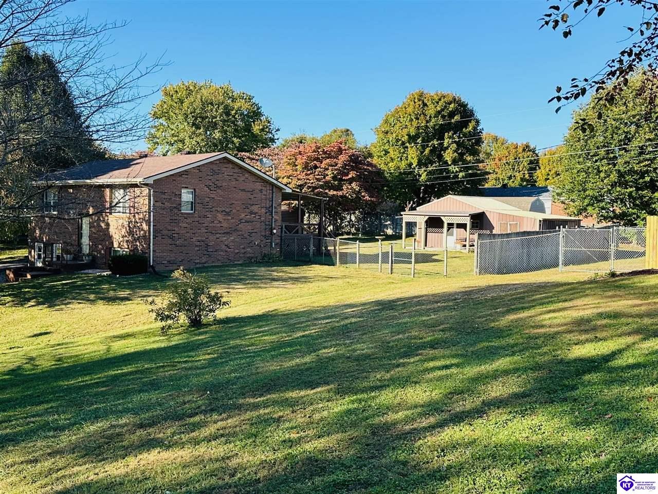 Listing Picture 106 Valley Drive Greensburg, KY 42743 MLS HK24004034