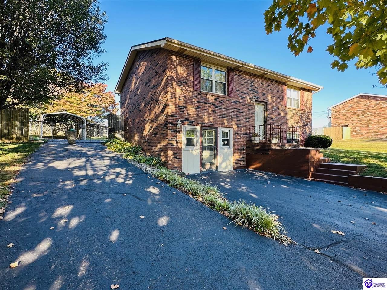 Listing Picture 106 Valley Drive Greensburg, KY 42743 MLS HK24004034