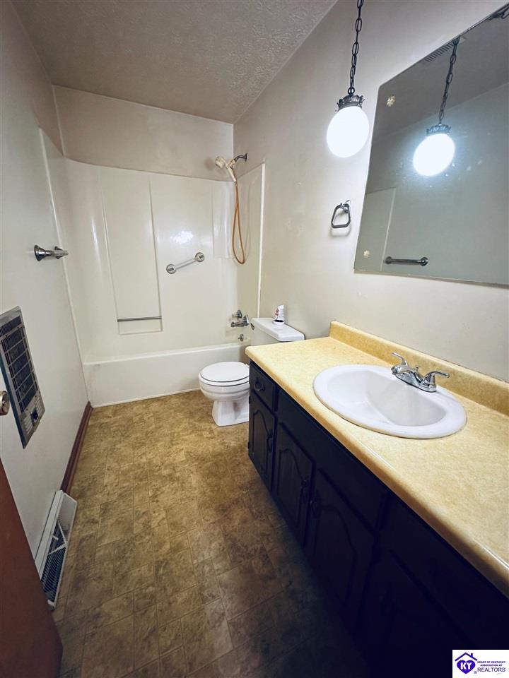 Listing Picture 106 Valley Drive Greensburg, KY 42743 MLS HK24004034