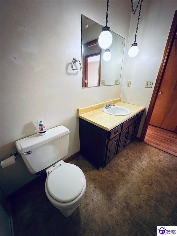 Listing Picture 106 Valley Drive Greensburg, KY 42743 MLS HK24004034