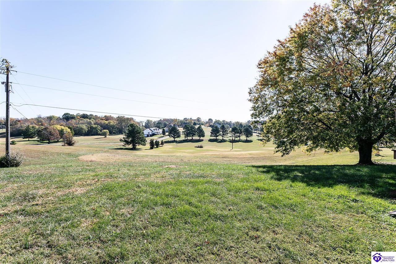 Listing Picture 135 Clubhouse Lane Glasgow, KY 42141 MLS HK24004075