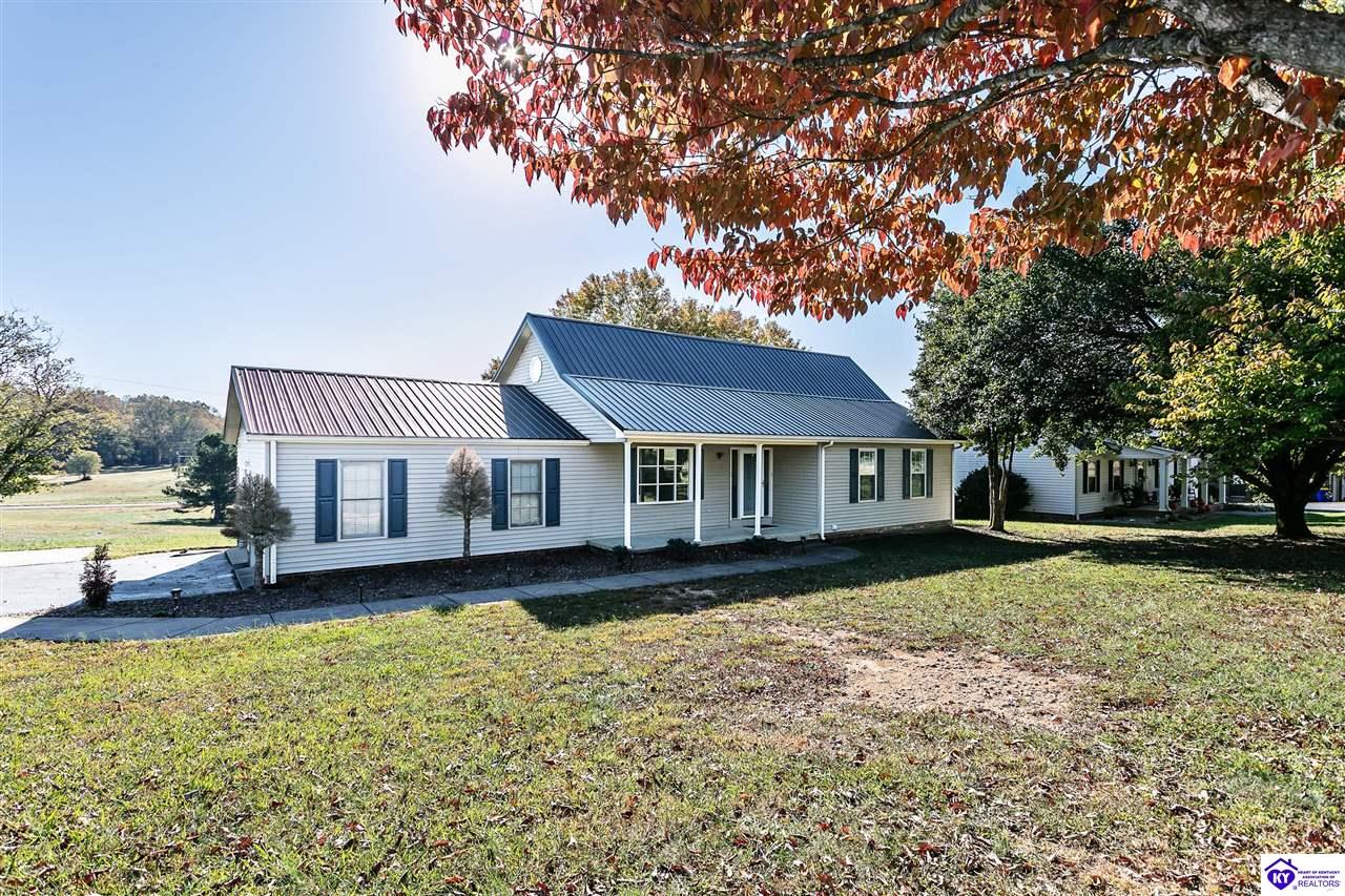 Listing Picture 135 Clubhouse Lane Glasgow, KY 42141 MLS HK24004075