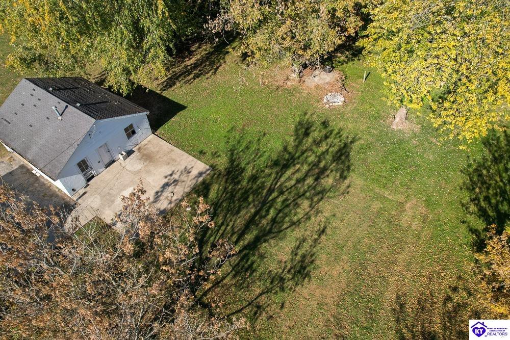 Listing Picture 427 West Maple Avenue Hodgenville, KY 42748 MLS HK24004104