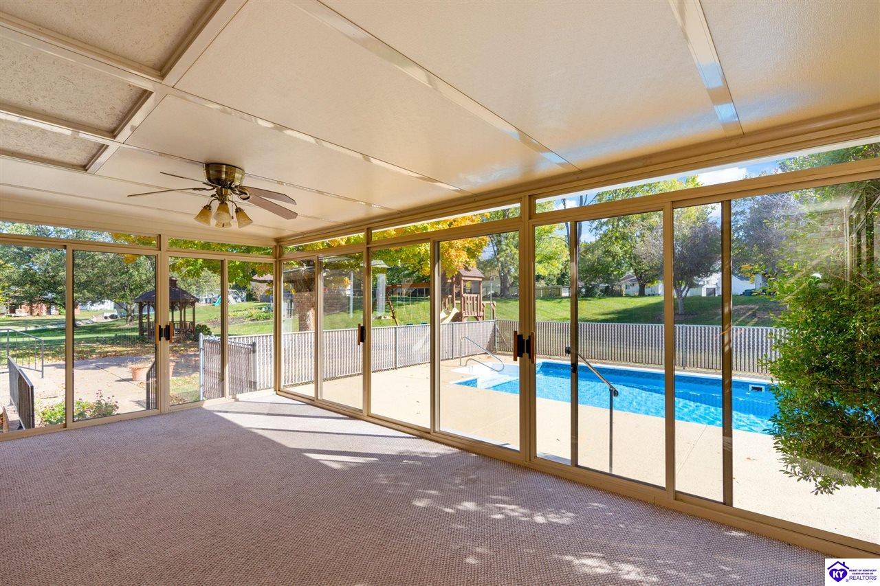 Listing Picture 404 S Maple Street Elizabethtown, KY 42701 MLS HK24004123