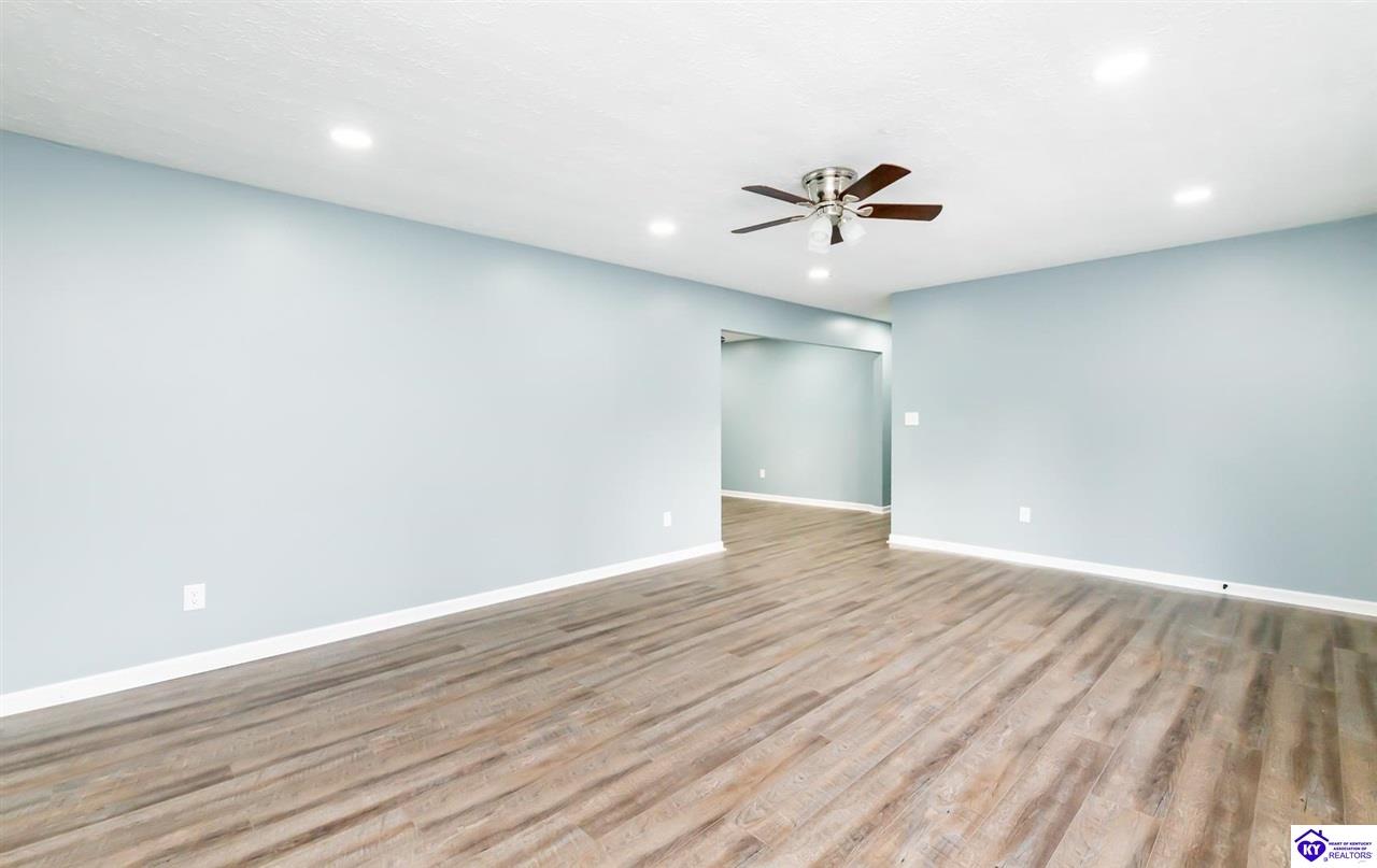 Listing Picture 160 Kentucky Circle Radcliff, KY 40160 MLS HK24004124