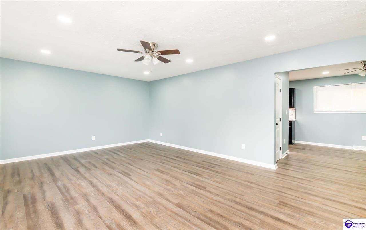 Listing Picture 160 Kentucky Circle Radcliff, KY 40160 MLS HK24004124