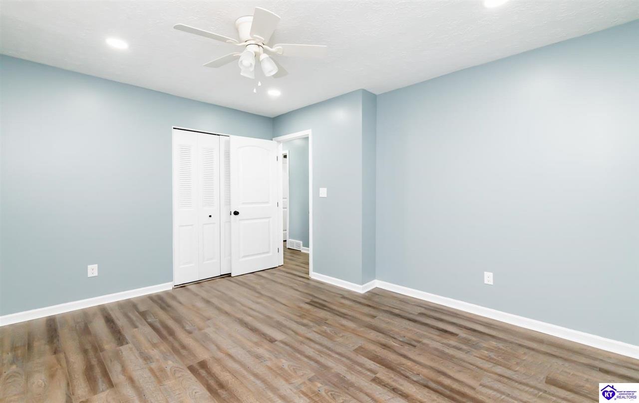 Listing Picture 160 Kentucky Circle Radcliff, KY 40160 MLS HK24004124