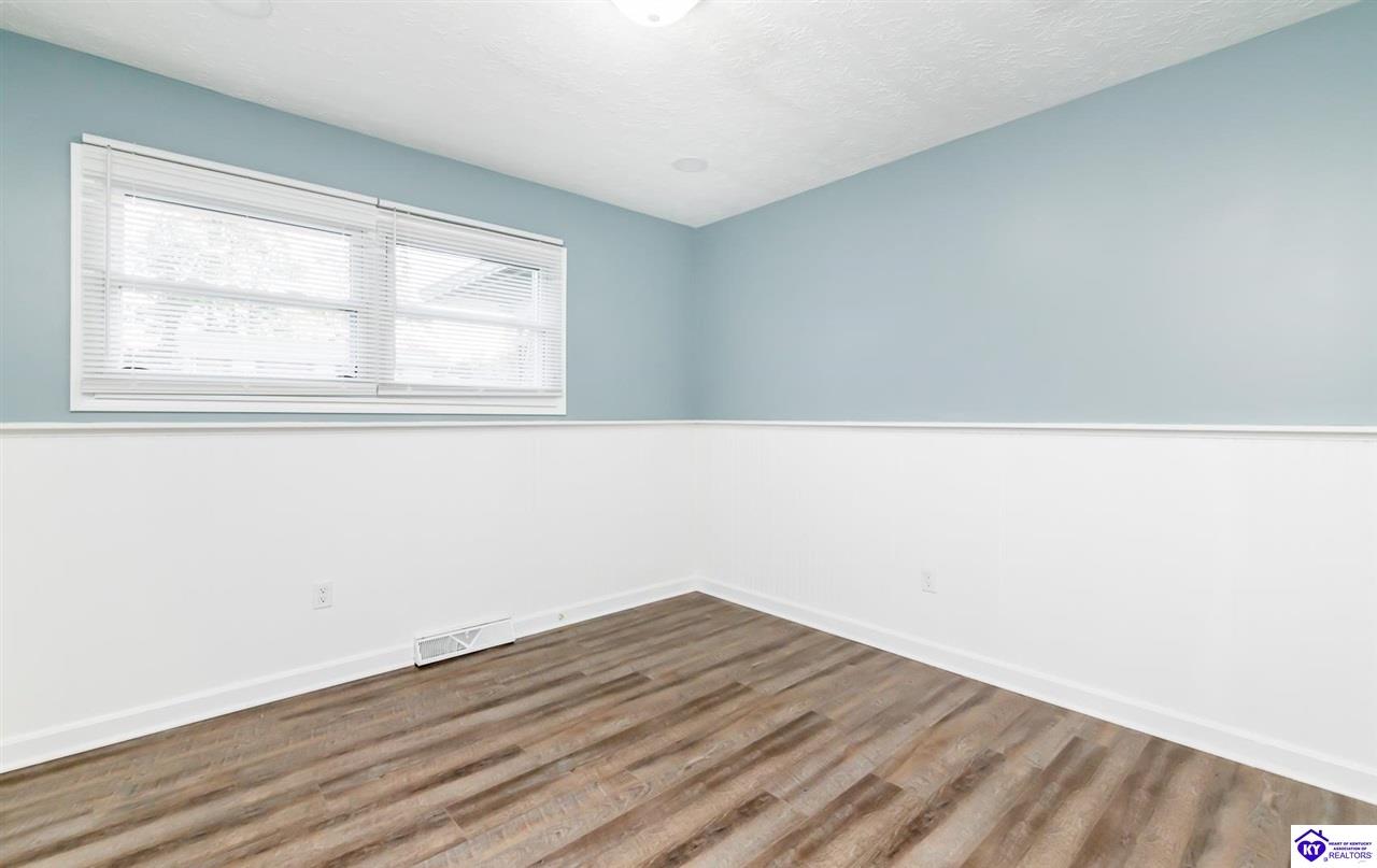 Listing Picture 160 Kentucky Circle Radcliff, KY 40160 MLS HK24004124