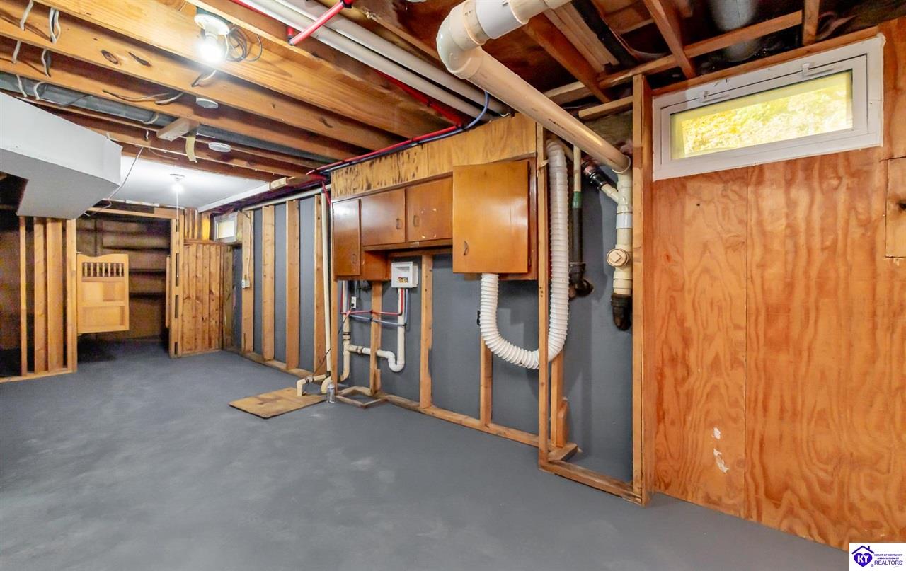 Listing Picture 160 Kentucky Circle Radcliff, KY 40160 MLS HK24004124