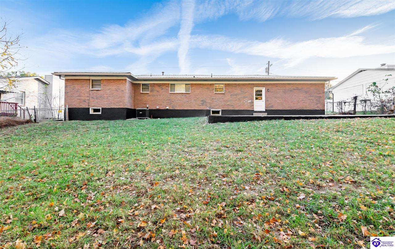 Listing Picture 160 Kentucky Circle Radcliff, KY 40160 MLS HK24004124