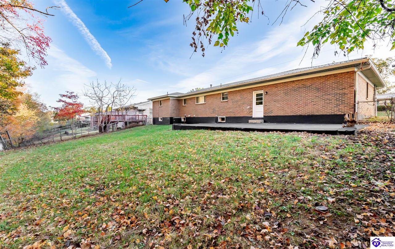 Listing Picture 160 Kentucky Circle Radcliff, KY 40160 MLS HK24004124