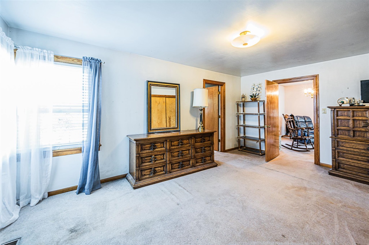 507 Robin Road
