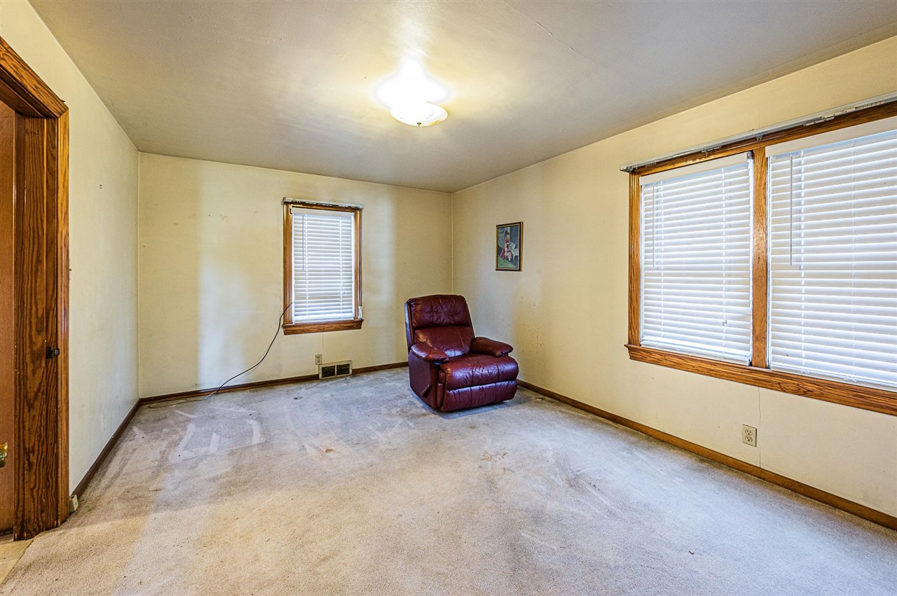 507 Robin Road
