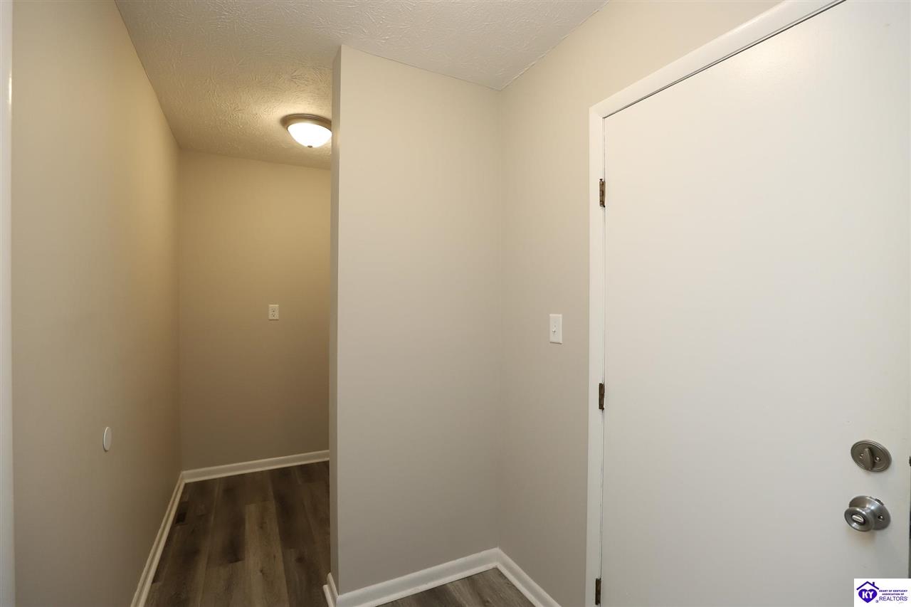 Listing Picture 144 Barbara Circle Elizabethtown, KY 42701 MLS HK24004138