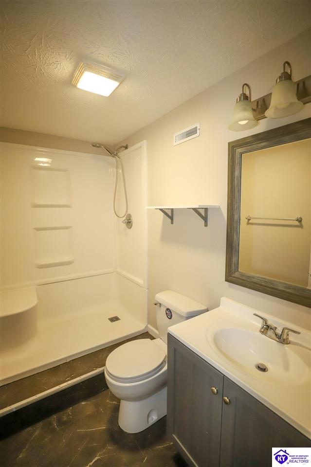 Listing Picture 144 Barbara Circle Elizabethtown, KY 42701 MLS HK24004138