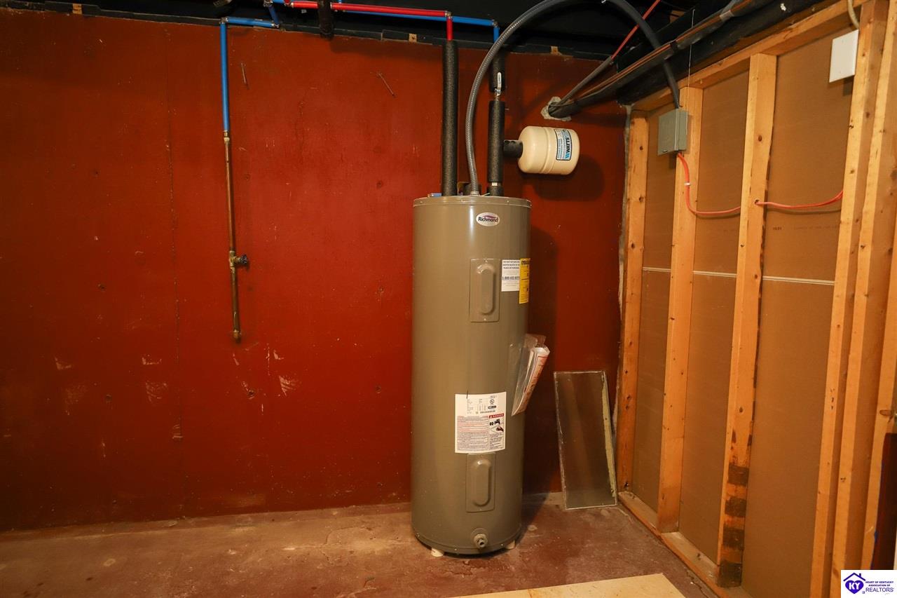 Listing Picture 144 Barbara Circle Elizabethtown, KY 42701 MLS HK24004138