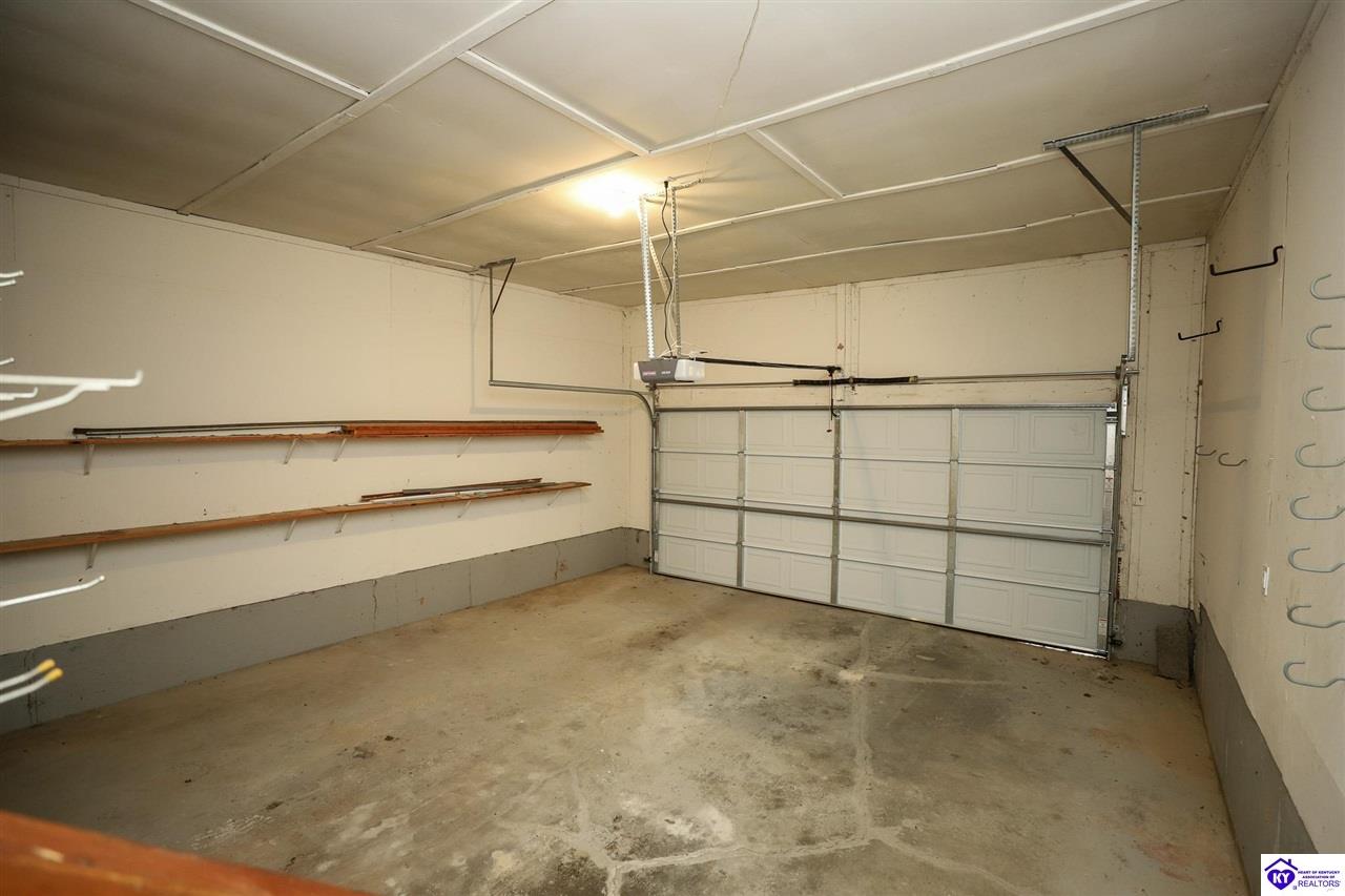 Listing Picture 144 Barbara Circle Elizabethtown, KY 42701 MLS HK24004138