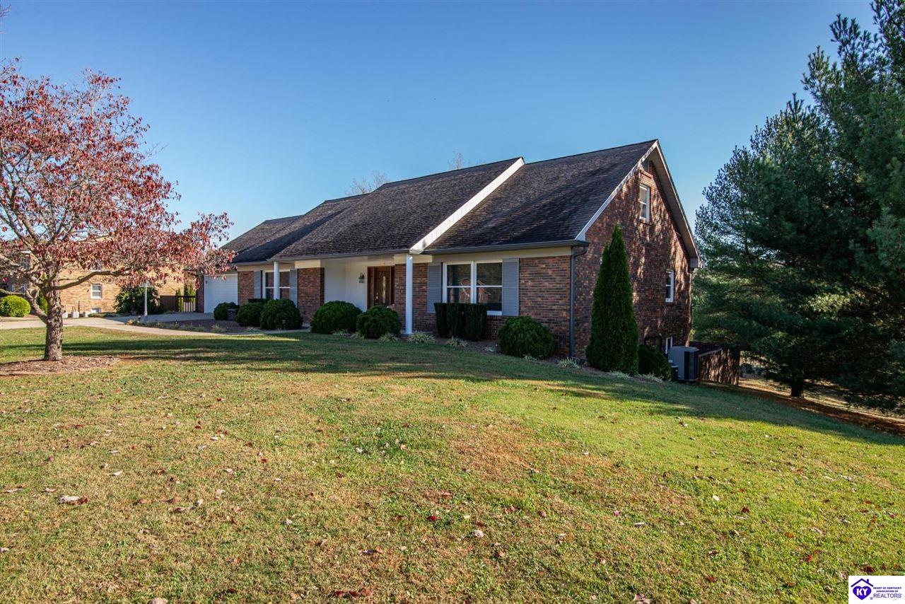 Listing Picture 864 Hillcrest Drive Radcliff, KY 40160 MLS HK24004147