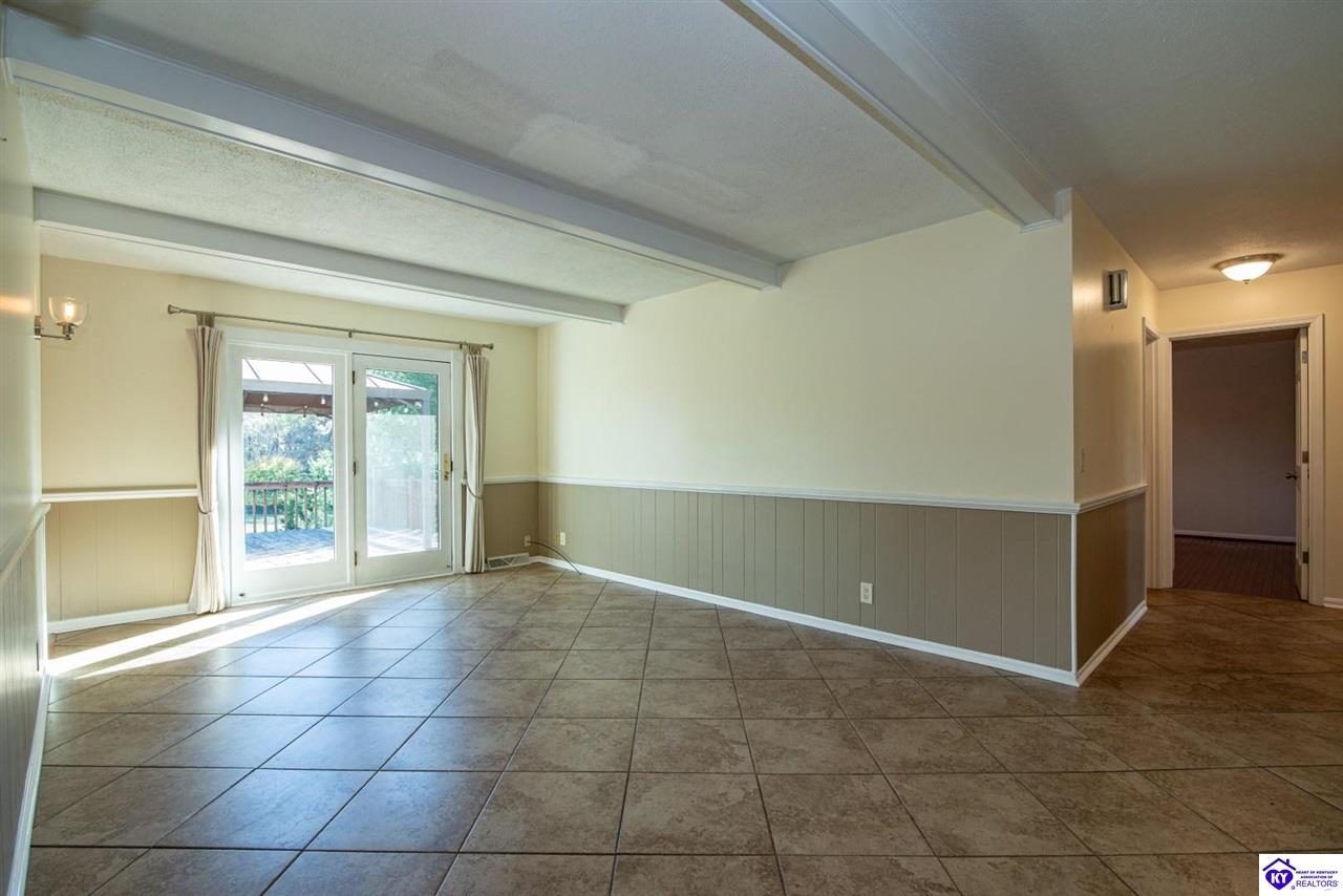 Listing Picture 864 Hillcrest Drive Radcliff, KY 40160 MLS HK24004147