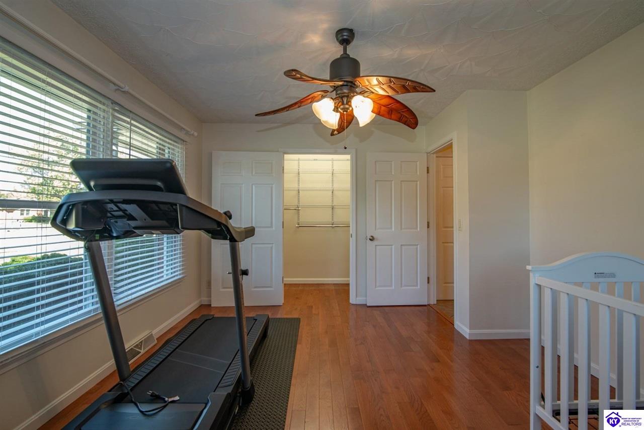 Listing Picture 864 Hillcrest Drive Radcliff, KY 40160 MLS HK24004147