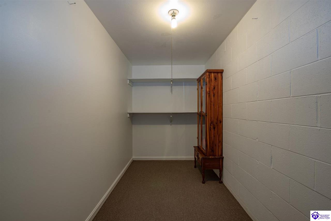 Listing Picture 864 Hillcrest Drive Radcliff, KY 40160 MLS HK24004147