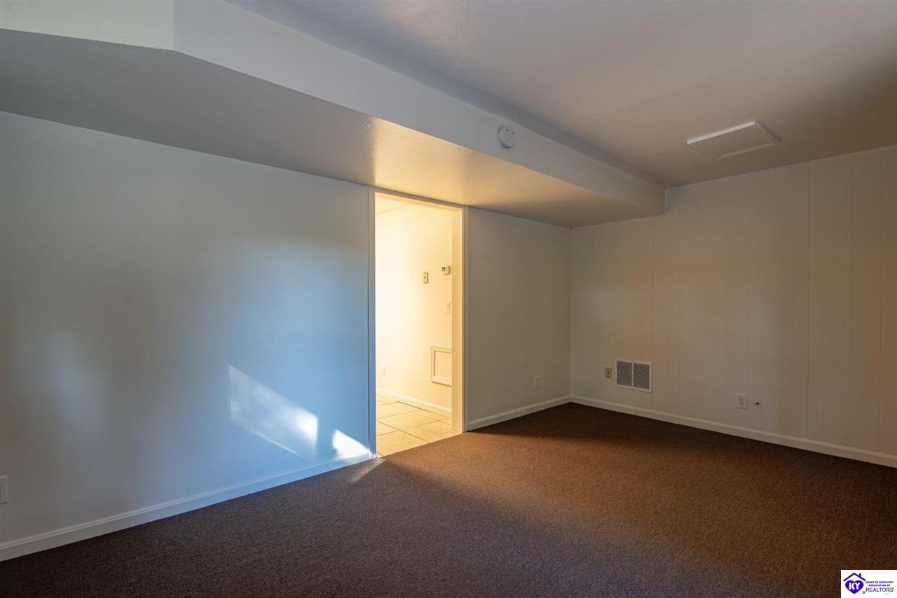 Listing Picture 864 Hillcrest Drive Radcliff, KY 40160 MLS HK24004147