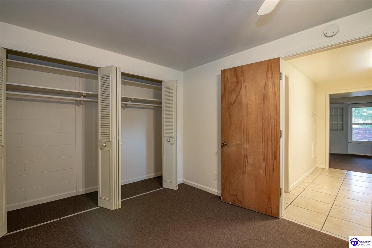 Listing Picture 864 Hillcrest Drive Radcliff, KY 40160 MLS HK24004147