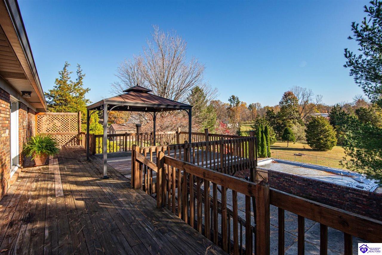 Listing Picture 864 Hillcrest Drive Radcliff, KY 40160 MLS HK24004147