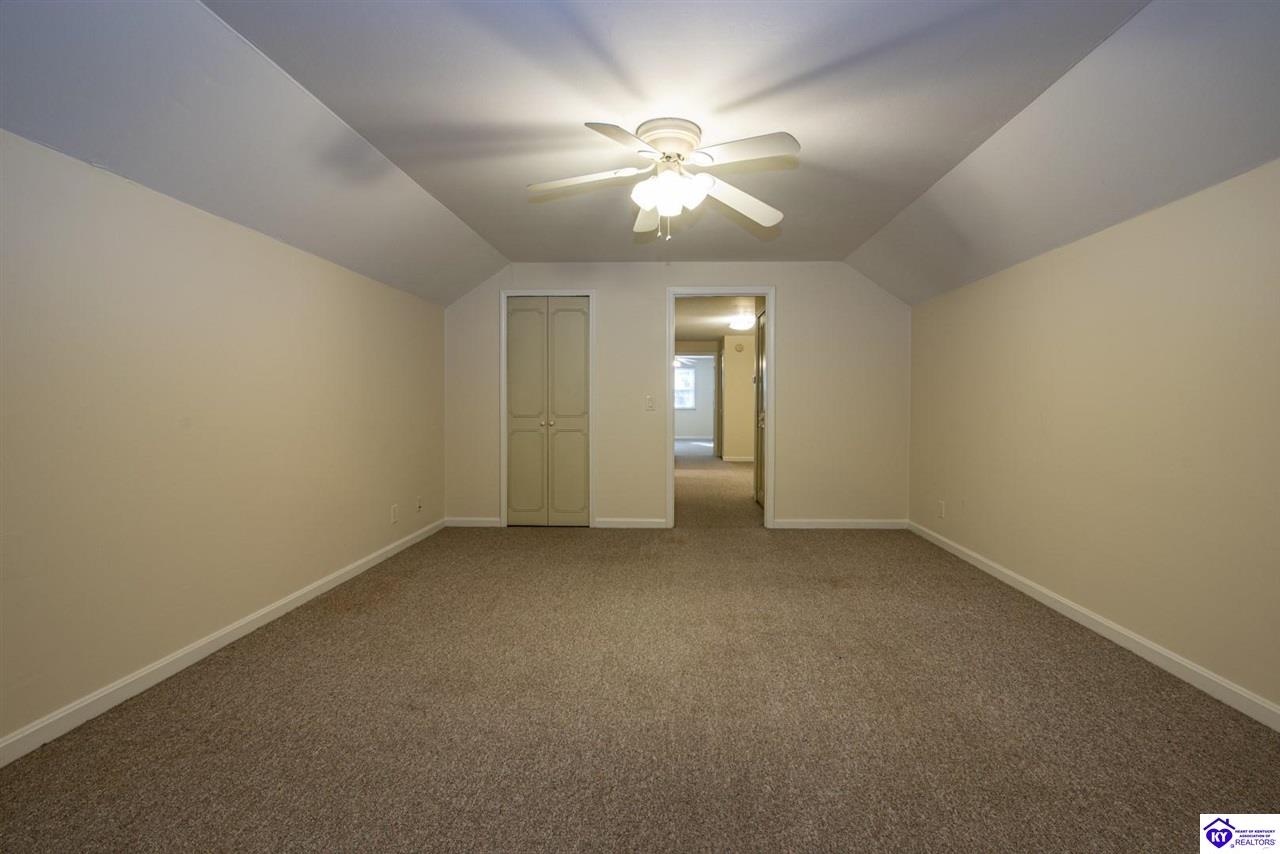 Listing Picture 864 Hillcrest Drive Radcliff, KY 40160 MLS HK24004147