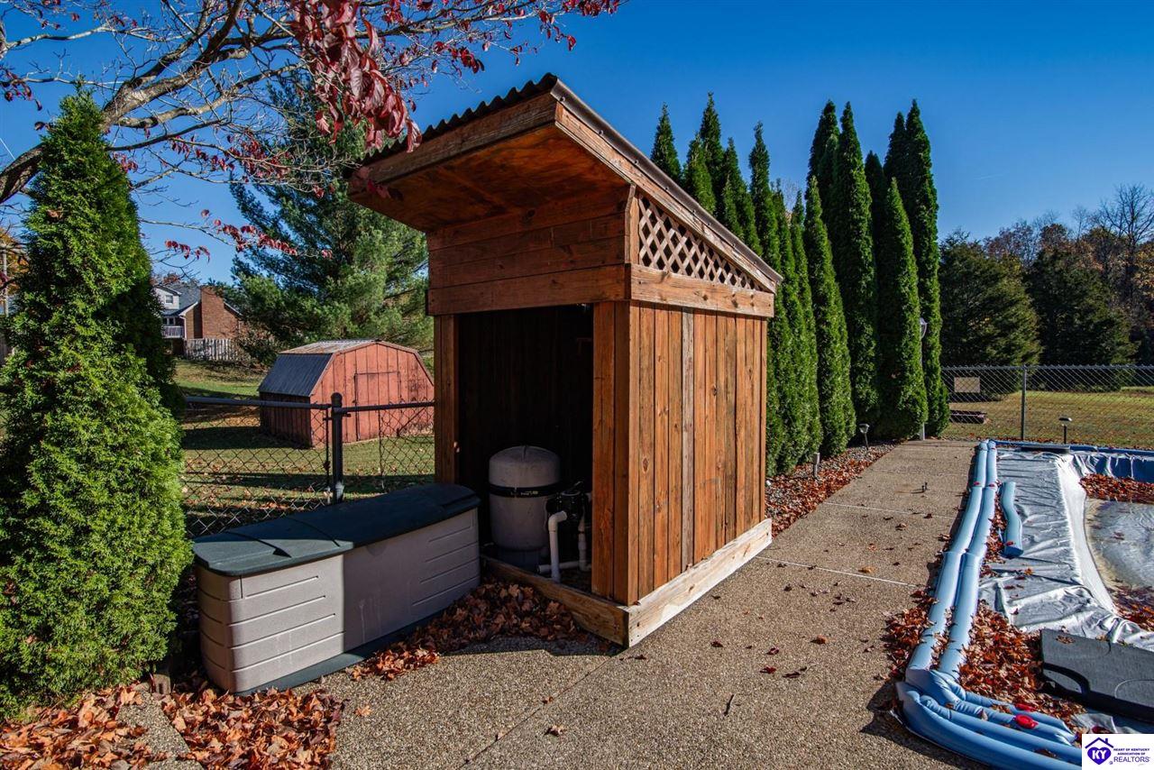 Listing Picture 864 Hillcrest Drive Radcliff, KY 40160 MLS HK24004147