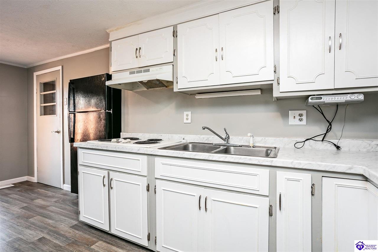 Listing Picture 3508 Rineyville Road Elizabethtown, KY 42701 MLS HK24004166