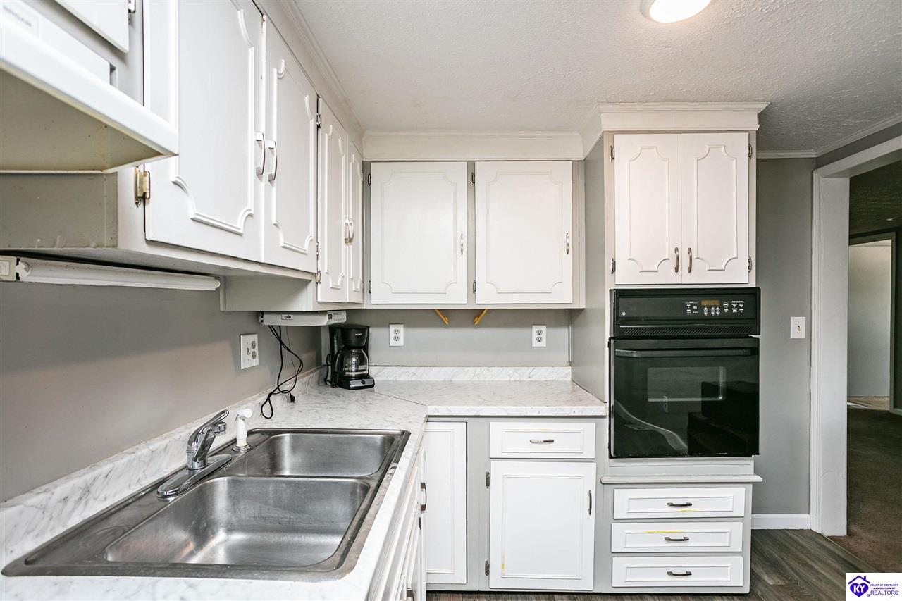 Listing Picture 3508 Rineyville Road Elizabethtown, KY 42701 MLS HK24004166