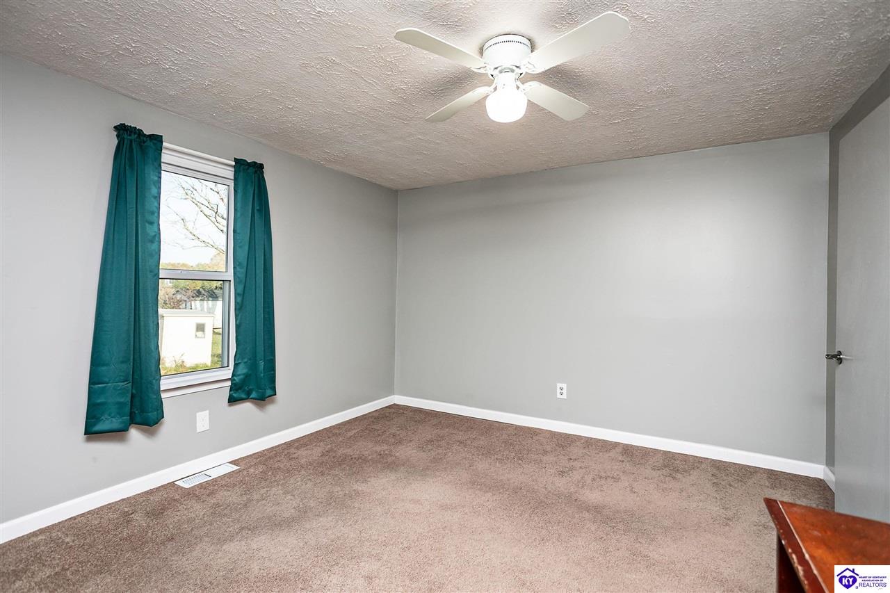 Listing Picture 3508 Rineyville Road Elizabethtown, KY 42701 MLS HK24004166