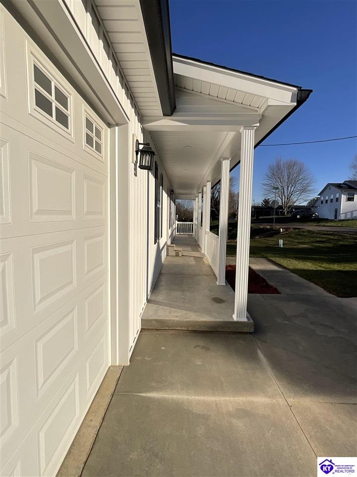 Listing Picture 205 Peck Street Vine Grove, KY 40175 MLS HK24004192