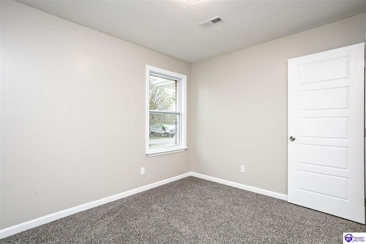 Listing Picture 100 Anderson Court Radcliff, KY 40160 MLS HK24004199